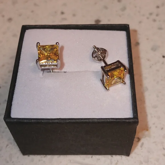 NWT! Custom 925 Sterling Silver Brilliant Yellow Sapphire Screwback Earrings - Picture 3 of 6